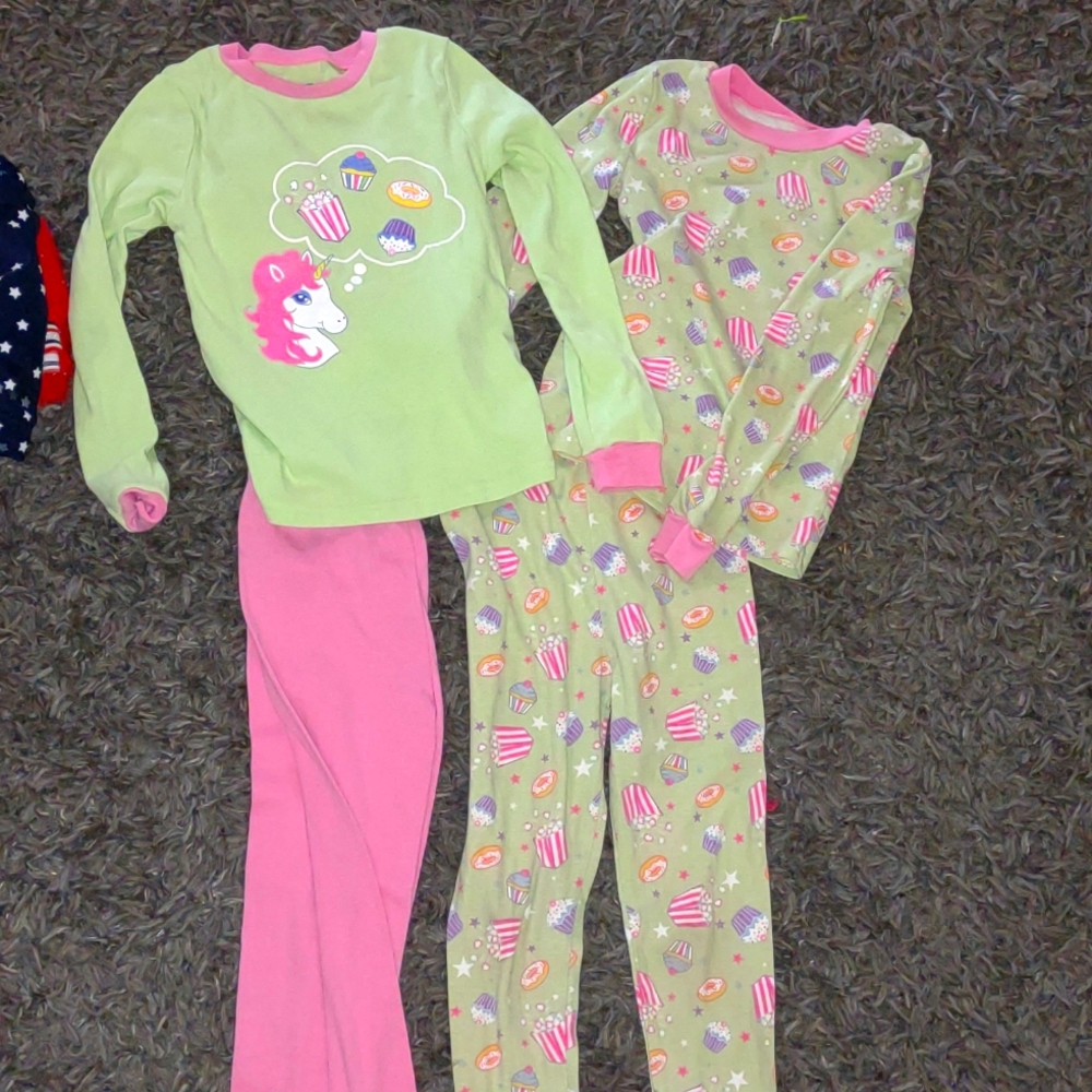 4 piece Pajamas set